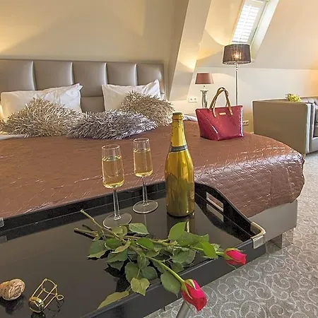 Luxury Hotel 5*