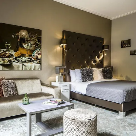 Luxury Hotel 5*