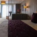 Luxury Hotel