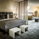 Luxury فندق